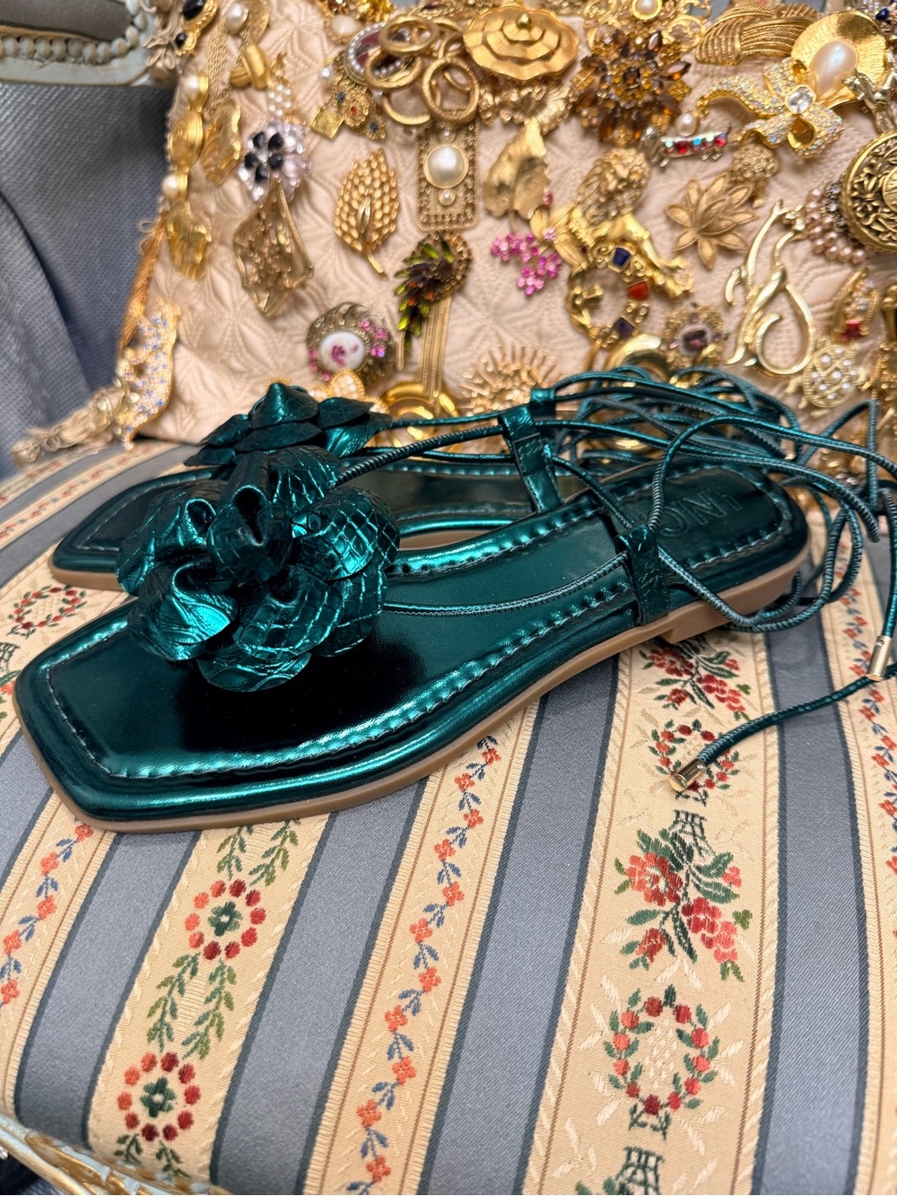 Metallic Faux Leather Emerald Green Gladiator Lace‑Up Sandals Size 8